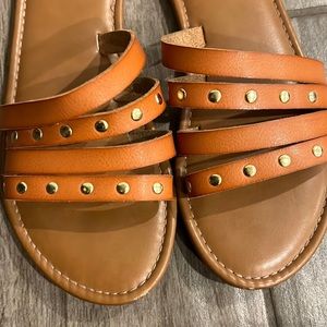 Shade and Shore Shoes Shade and shore Sandals Color:Gold/Tan size 7